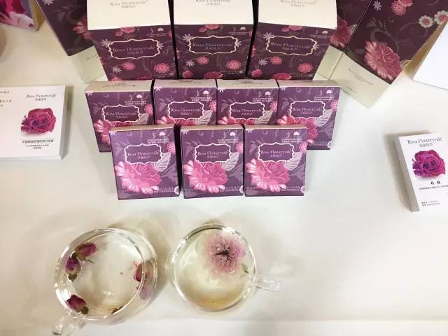 美味花茶，香飘会场~
